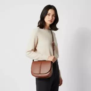 아페쎄 A.P.C. 베티 크로스백 브라운 PXAWV F61179 CAD 270075 1691156 PXAWVF61179CAD