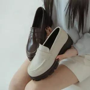 백화점 소보제화 로렌지 플랫폼 단화 로퍼 5cm