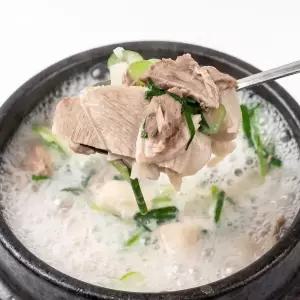 [T쇼페] 옥구촌 돼지국밥 600g x 5팩+다대기 30g 5개/ 한우사골 한돈사골