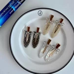 삽 리본 서핑보드 메이크업 집게핀 악어핀 옆머리 고정핀 머리핀 삼각