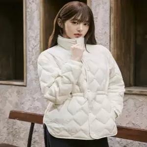 [국내정품] 아이더 EIDER THERMOLOCK (써모락) 여성 슬림 블렌드 미들 패딩 자켓_Cream DWU26544W6