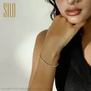 실로 18K 다이아몬드 컷팅 헤링본 팔찌