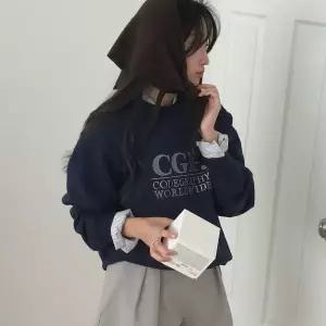 [롯데백화점]코드그라피 (우먼) 스퀘어 로고 맨투맨 CBEBWTL020