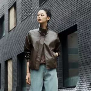 [코어 어센틱]26FW 하이넥 FAUX 레더 블루종