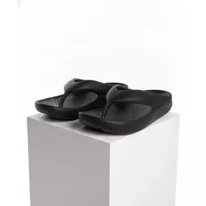 [10월 8일 배송] PUMA 웨이브 플립 (38380501)