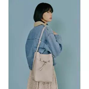 갤러리아 LAP BELTED SILHOUETTE BAG AS7AB225