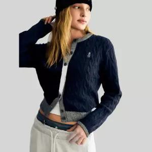[후아유](신세계 사우스시티)Steve Cable Cardigan WHCKG4911F