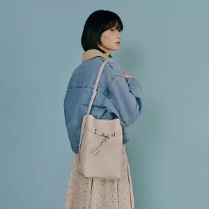랩 BELTED SILHOUETTE BAG AS7AB225 117802
