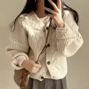 [제이큐]여성 루드핏 꽈배기 니트 가디건