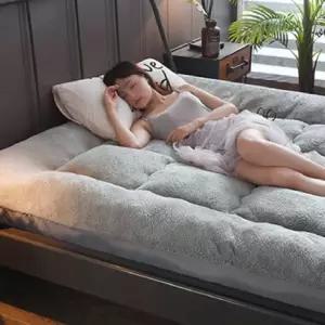 겨울 양털 두툼한 토퍼 부드러운 침대 침대 토퍼 캠핑 차박 바닥 이불매트