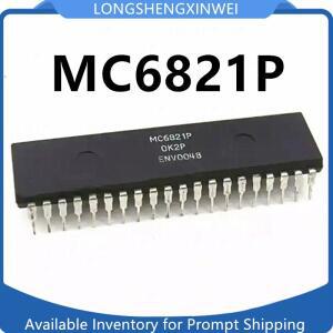 마이크로 컨트롤러 칩  MC6821 인라인 DIP-40 1개