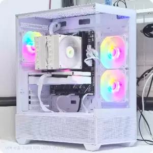 게이밍PC 라이젠5 7500X3D RTX5060 DDR5 16G 화이트