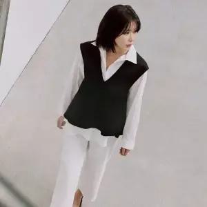 [베스띠벨리]브이넥 베스트 BKVAB2701_CA