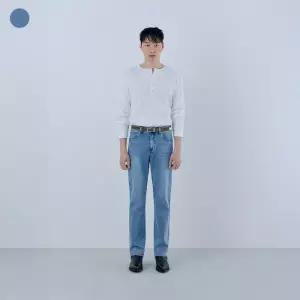 게스 진남성 L톤 스트레이트 청바지 MQ1D9052