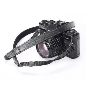 CANPIS 미러리스 컴팩트용 얇은 가죽 카메라 넥 스트랩 블랙 CP008 급 천연 레이어 부드러운 플록킹 패드 길이 조절 가능 등 호환 여행 및 스트리트 사진용