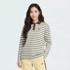 아디다스 MUST IT_ 스트라이프 오버사이즈 롱 슬리브 카라 폴로 티셔츠 화이트 KU6081