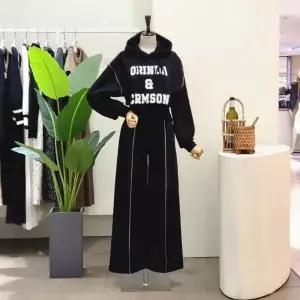 FW3K9ST5698레터링 후드 트레이닝 세트