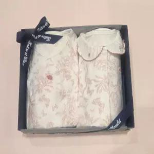 타티네 쇼콜라 트왈드배냇가운+내의세트외1종세트 TNPRNG531P-M-SET 119445