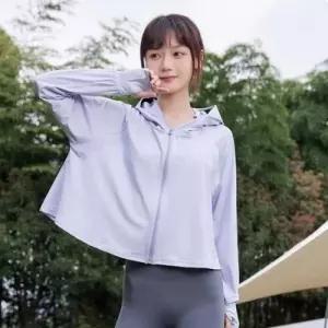 [텐바이텐]여성용 크롭 경량 바람막이 긴팔 후드 집업 자외선 차단 얇은 아우터