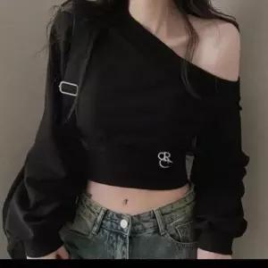 스터닝팩토리 크롭 반팔티 셔츠 티 캐주얼 10대 맨투맨 나시티티 니트티 민소배 반팔니트티 후드티