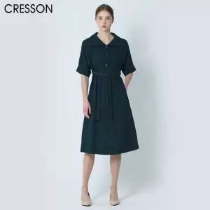 [크레송(CRESSON)] 고품격 벨트 포인트 오픈카라 원피스 (택가격: 318000원)