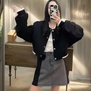 데일리룩 여자 블루종 크롭 항공점퍼 간절기 아우터 바시티자켓