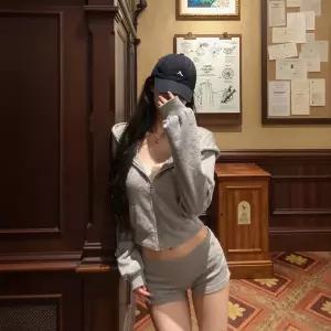 가을 자켓 재킷 블 캐주얼 회색 숏 맨투맨 여성 여자 가디건 카디건 2026 넉넉한 후드 지퍼 상의 여유로운