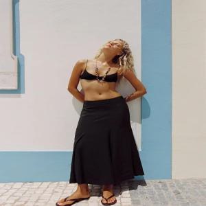ZARA 루즈 미디 스커트 - 블랙 6929/424/800