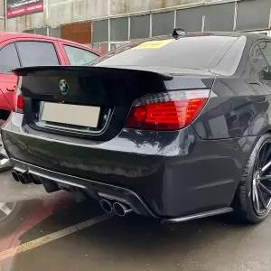BMW 호환 E60 E61 525i 525d 530i M 스포츠 M-테크 M-패키지 2005-2010 튜닝 글로스 블랙 바디킷용 자동차
