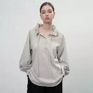 WOMAN 루즈핏 프릴 카라 블라우스 [BEIGE] / WBE3L03504