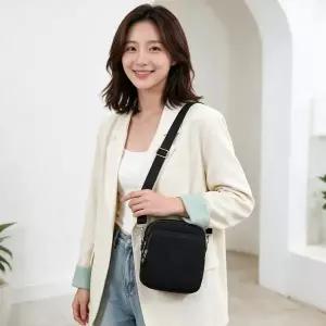 크로스백 라운드 로고 가방 데일리백 외출 여행 크로스바디백