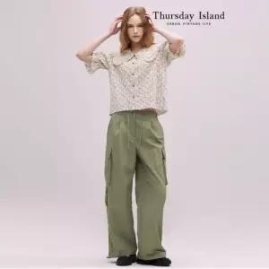 Thursday Island 밑단 스트링 카고 팬츠T244MPT244W