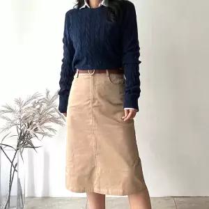 네모샵 네모엔룩 맨하탄코튼 A라인 포켓 뒤트임 빅사이즈 면스판 미디 스커트