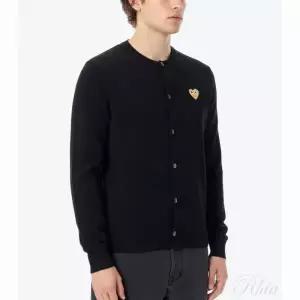 꼼데가르송 26SS 골드하트 와펜 울 가디건 AX N049 051 1
