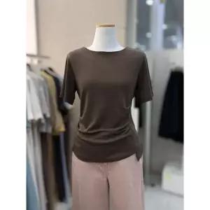 한정수량 더아이잗 코튼 언밸런스 셔링 보트넥 티셔츠IS8M0TS711BR10 2845499