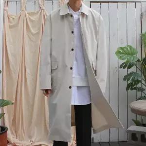 플레이마틴 오버핏 나일론 맥코트 얇은 간절기 커플 롱코트