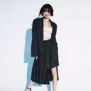 언발란스 미디 플리츠 스커트 EMP3WSK0401385963