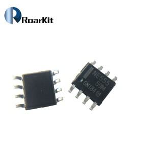 10 개/몫 새로운 NE555P 타이머 DIP-8 8 핀 소켓/SOP-8 SMD IC