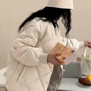 초경량 여성패딩 데일리 간절기 자켓 숄 경량패딩 퀼팅점퍼 누빔점퍼 퀼팅누빔 KWFKBW9G