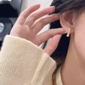 동양풍 옐로우 비취 스틱 귀걸이