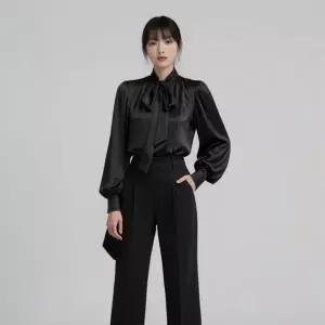 [하프클럽/]블라우스 셔츠 실크 새틴 타이 리본 브이넥 오피스룩 봄 가을 간