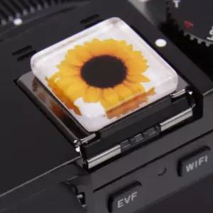 소니 FX30 A7R V 풀프레임 시네마 카메라(해바라기)와 호환되는 포토앤테크 핫슈 커버