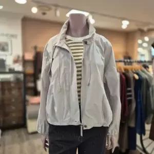 BCBG 26년 가을 메모리 JP점퍼  B6C8R124 15