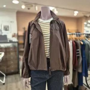 BCBG 26년 가을 메모리 JP점퍼  B6C8R124 74