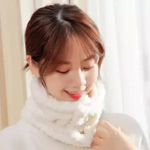 여성 겨울 귀여운 포인트 파인애플퍼 패션아이템 투버튼 넥워머