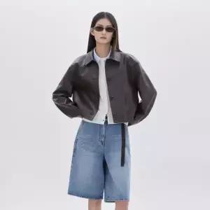 [롯데백화점]쥬크 페이크 레더 셔츠형 크롭 자켓 Z261PSF151