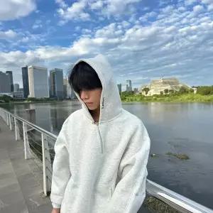 후드 티 가을 스웨트 오버핏 집업 미국식 하이스트리트 디자인의 사선 반지퍼 후드티 남여공용 공용 가을겨