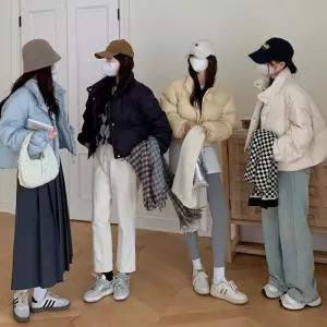 겨울 여성경량패딩 크롭 짧은기장 데일리 점퍼