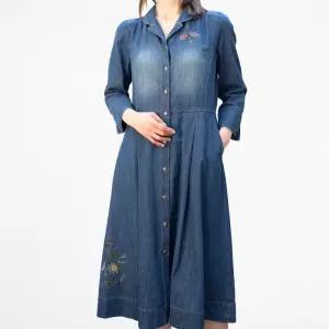 데님 스포츠카라 자수 원피스 B252DO2190