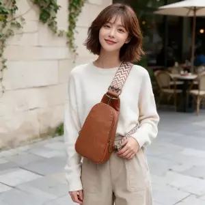 미니 크로스백 핸드폰 가방 여행용 슬링백 힙색 산책 등산 외출용 잡화